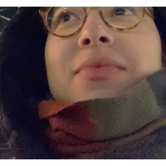 Meet your Posher, Milana - Picture 1 of 1